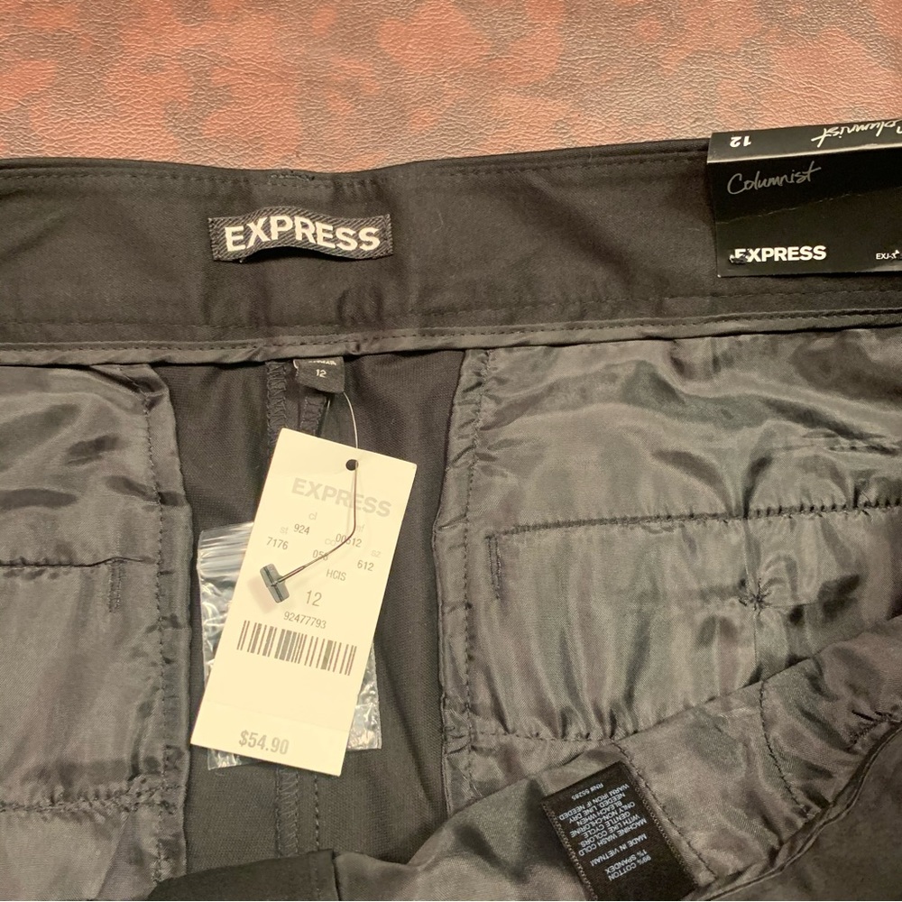 Express Black Capris - Picture 3 of 5